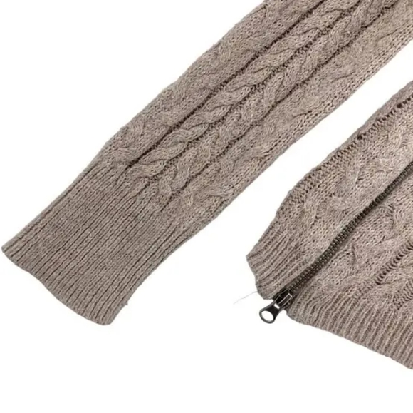 American Eagle Outfitters Oatmeal Crew Neck Side Zip Knit Sweater - Medium - EUC - Picture 4 of 7